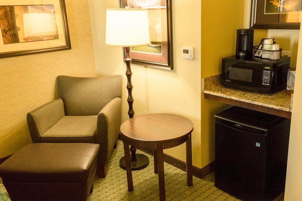 Little Missouri Inn & Suites Watford City Esterno foto