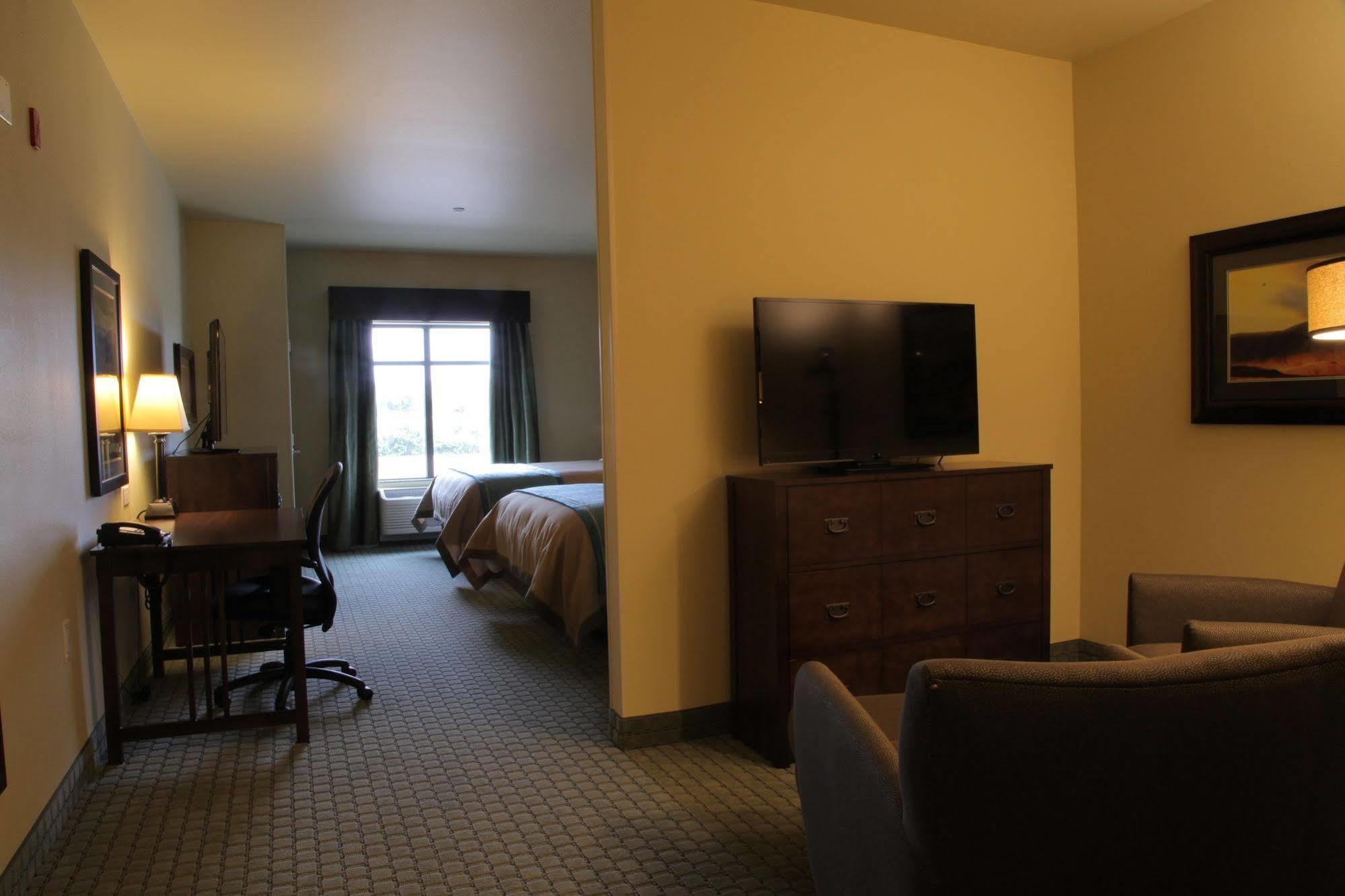 Little Missouri Inn & Suites Watford City Esterno foto