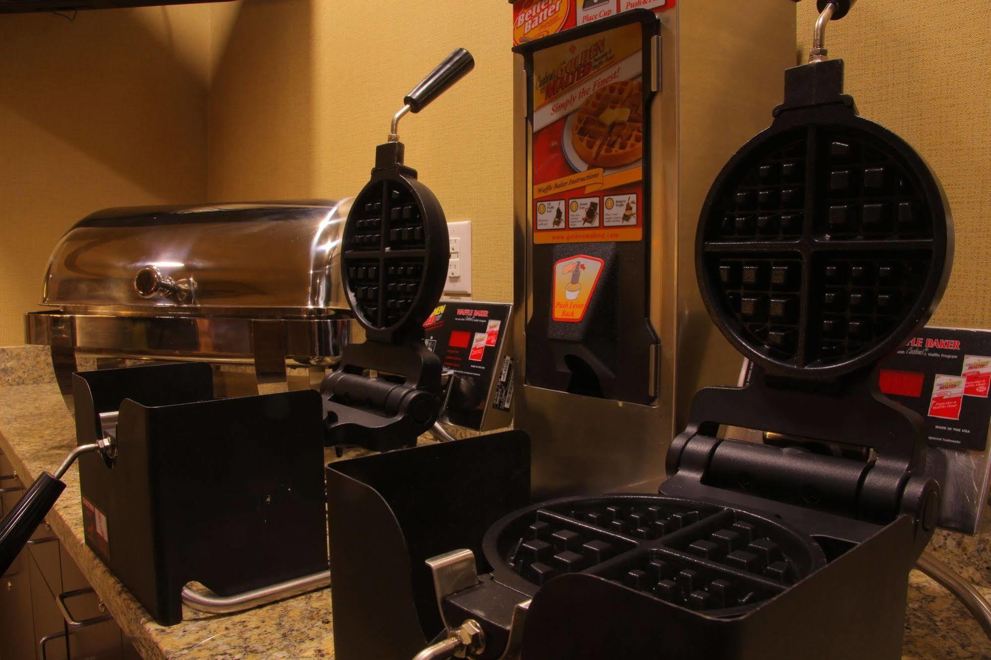 Little Missouri Inn & Suites Watford City Esterno foto