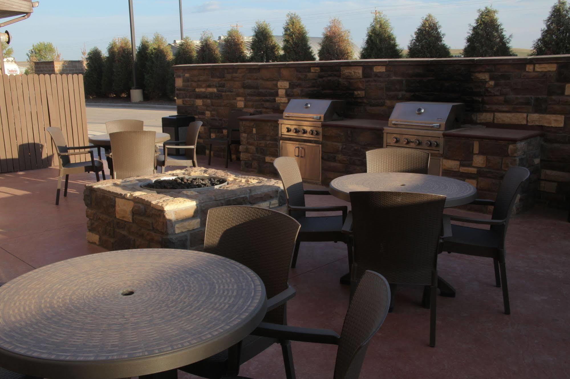 Little Missouri Inn & Suites Watford City Esterno foto